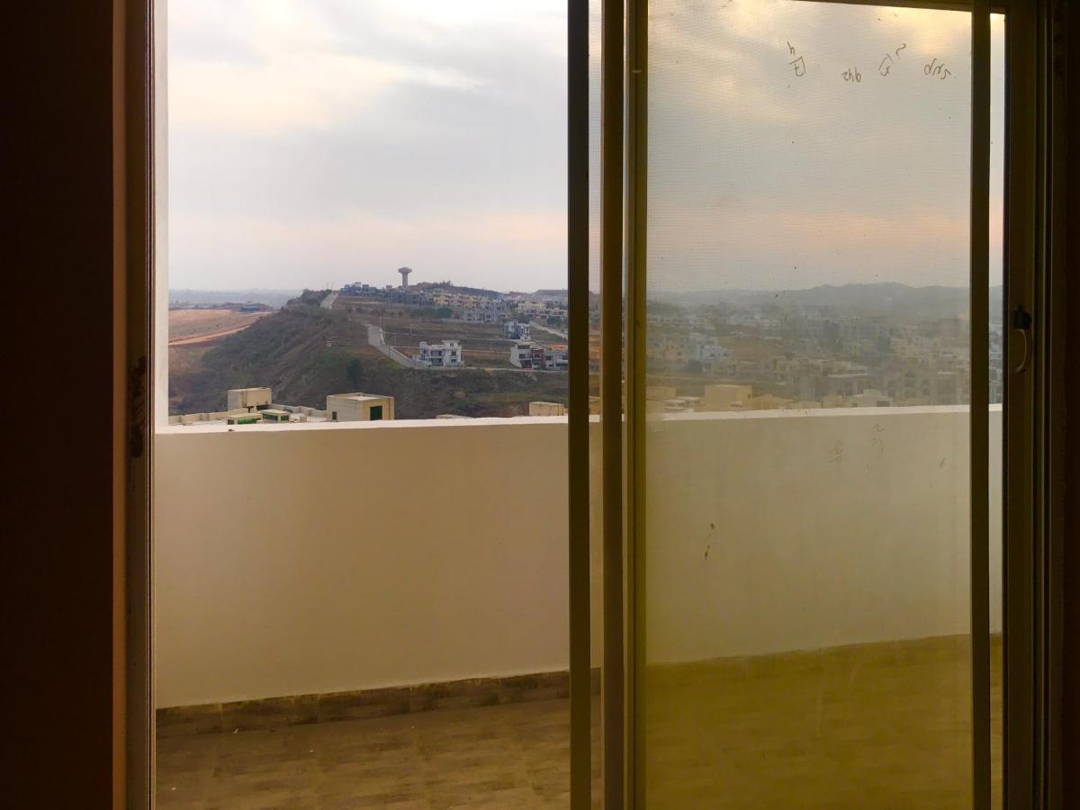 Atrium High Suite 2Bed Family Apartment Near Giga Mall İslamabad Dış mekan fotoğraf